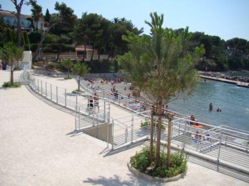 Appartement Plage Du Cap Rousset Carry Le Rouet 1 Chambre 6 Couchages Exterior photo